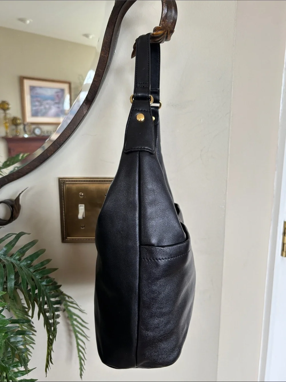 Vintage Etienne Aigner Genuine Leather Black Shoulder Bag Classic Zippered Hobo